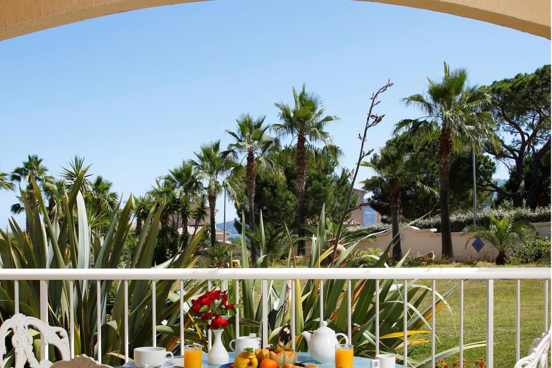 קאלבי Hotel Corsica & Spa מראה חיצוני תמונה