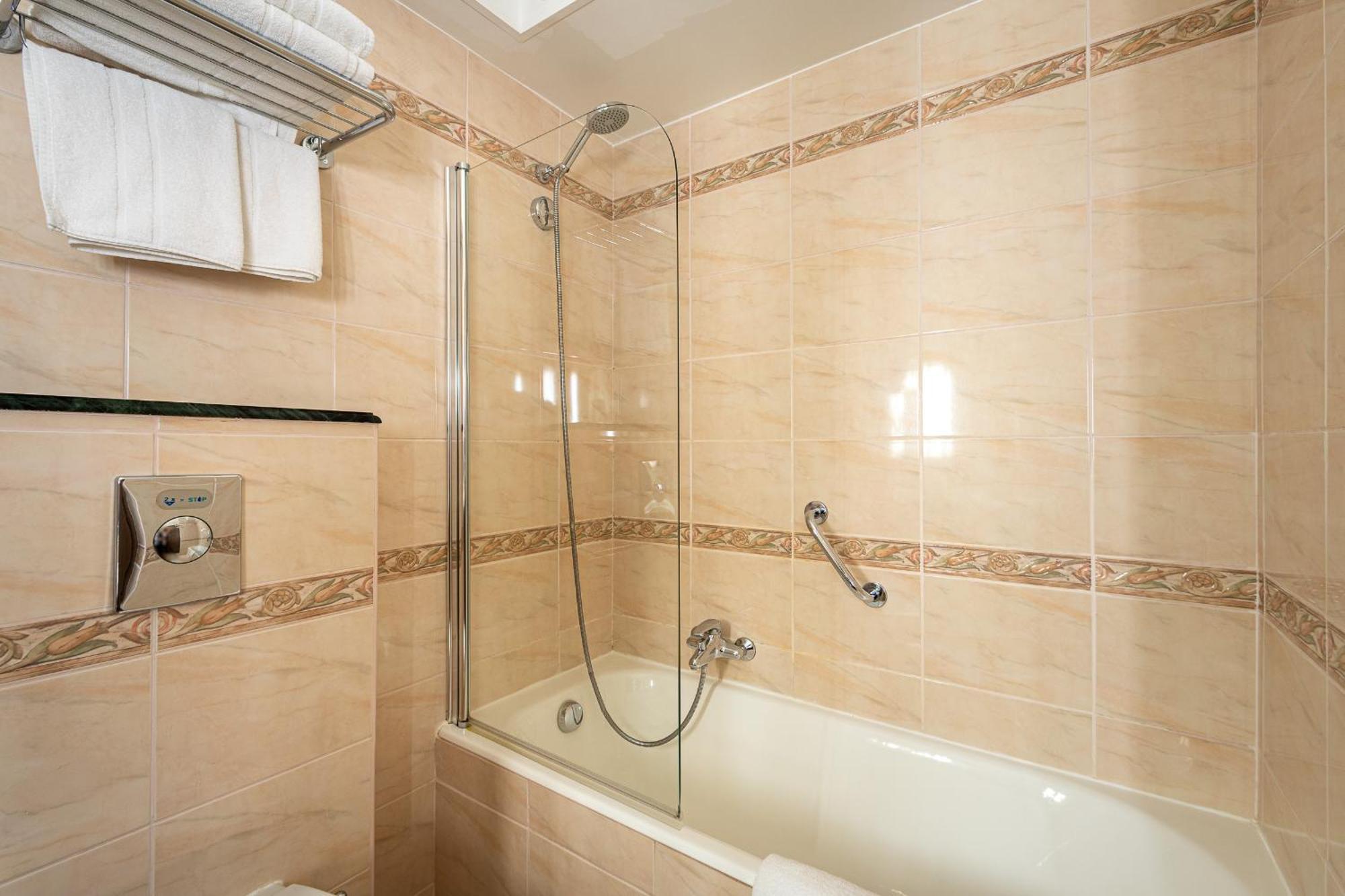 קאלבי Hotel Corsica & Spa חדר תמונה